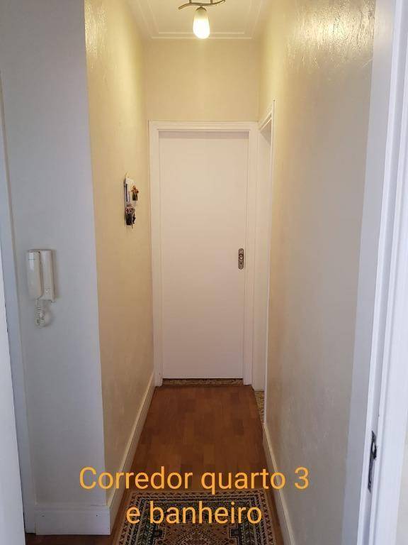 Casa à venda com 3 quartos, 250m² - Foto 18