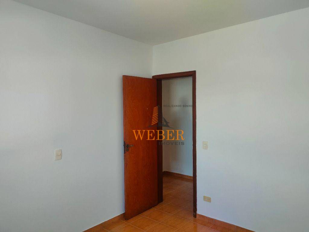 Casa para alugar com 1 quarto, 50m² - Foto 9