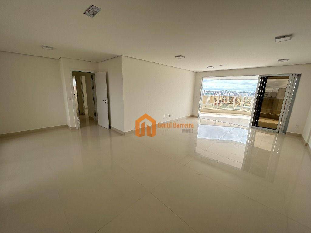 Apartamento à venda com 4 quartos, 231m² - Foto 18