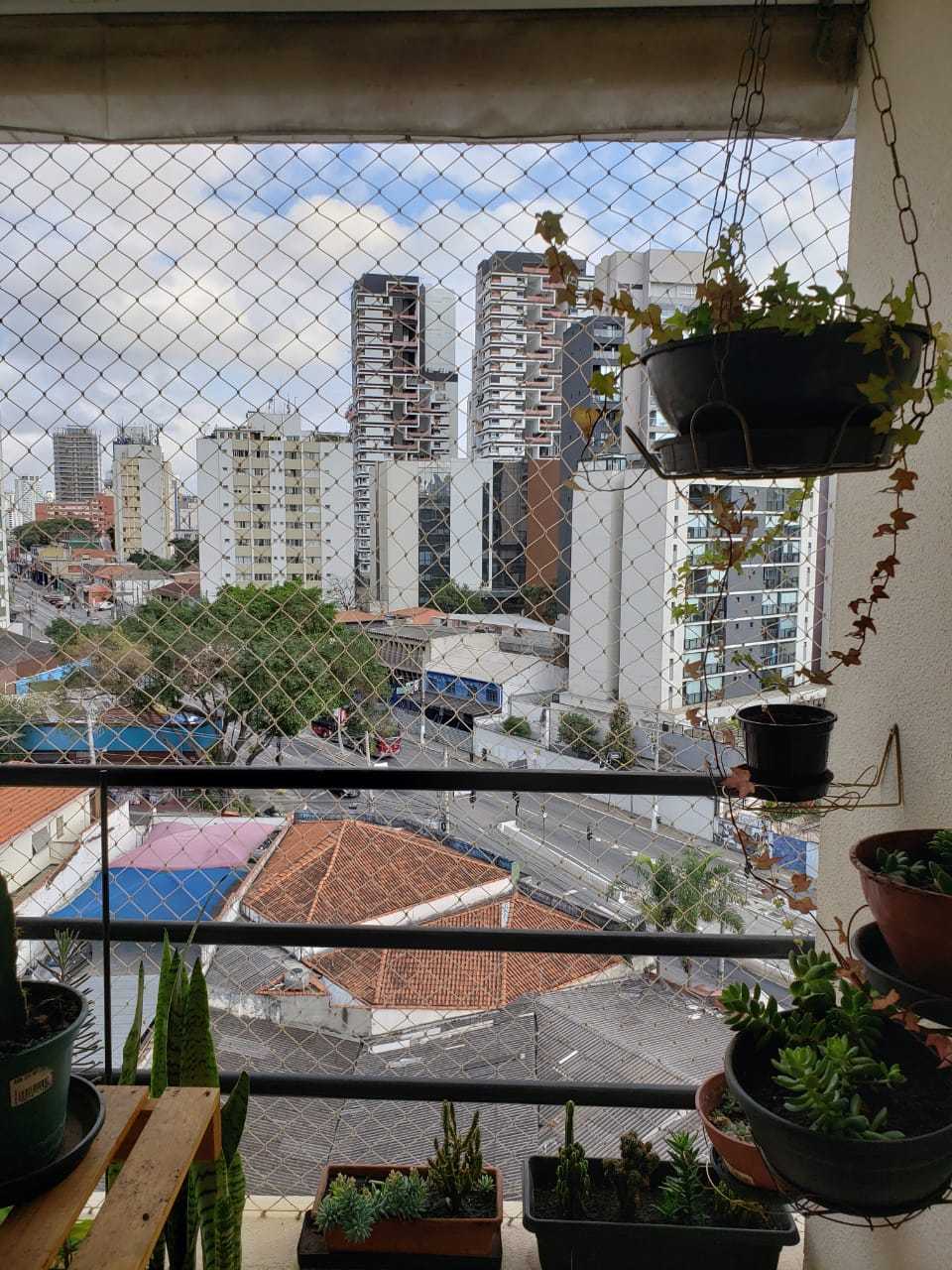 Apartamento à venda com 2 quartos, 60m² - Foto 1