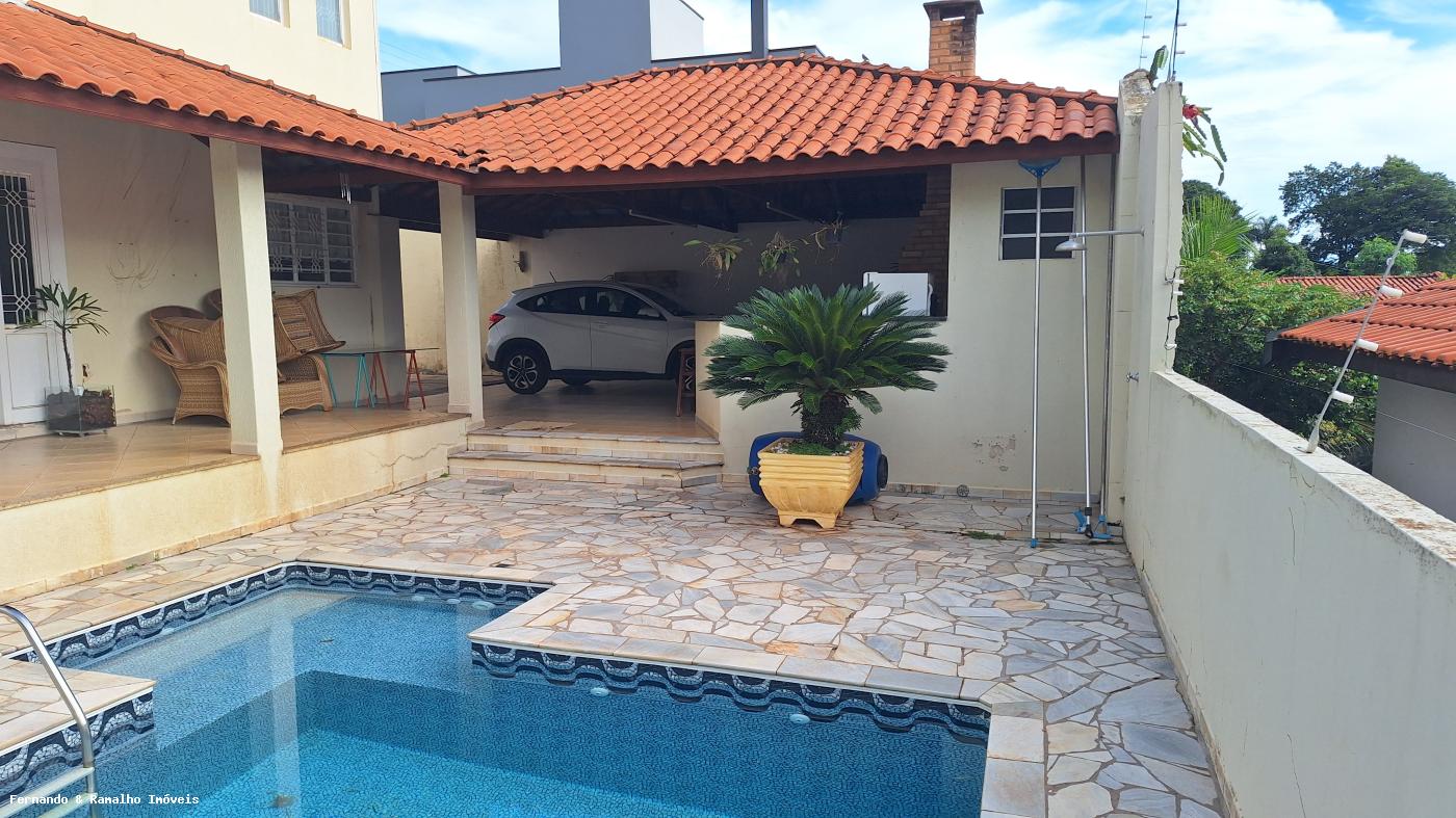 Casa à venda com 3 quartos, 450m² - Foto 40