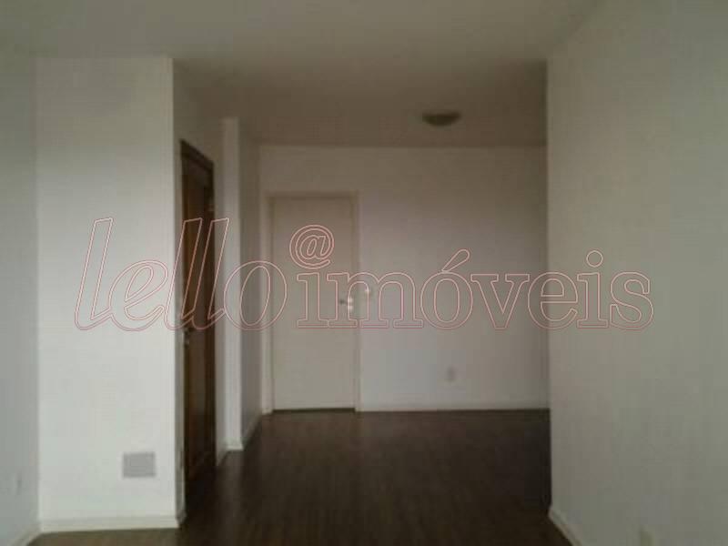 Apartamento para alugar com 3 quartos, 75m² - Foto 2