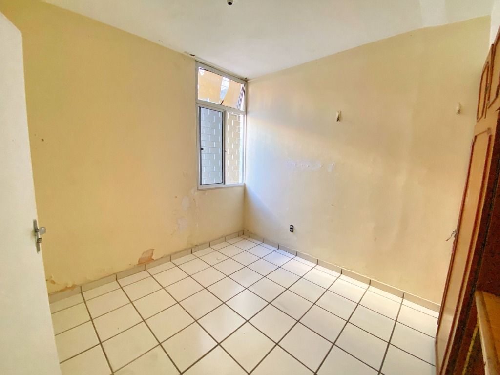 Casa à venda com 3 quartos, 211m² - Foto 10