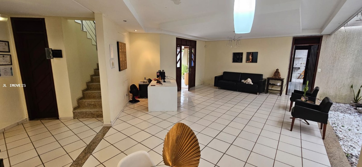 Casa para alugar com 4 quartos, 373m² - Foto 4