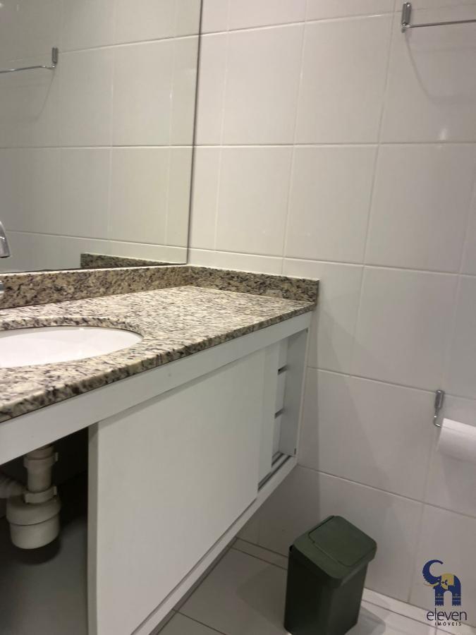 Apartamento à venda com 1 quarto, 45m² - Foto 12