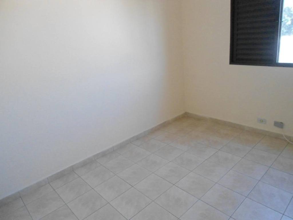 Apartamento à venda com 3 quartos, 60m² - Foto 8