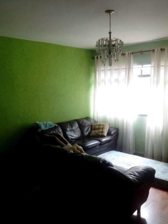 Apartamento à venda com 2 quartos, 72m² - Foto 2