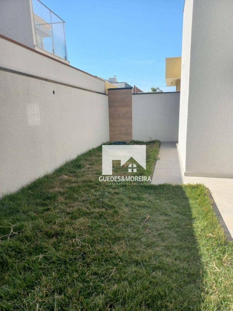 Casa de Condomínio à venda com 3 quartos, 138m² - Foto 17