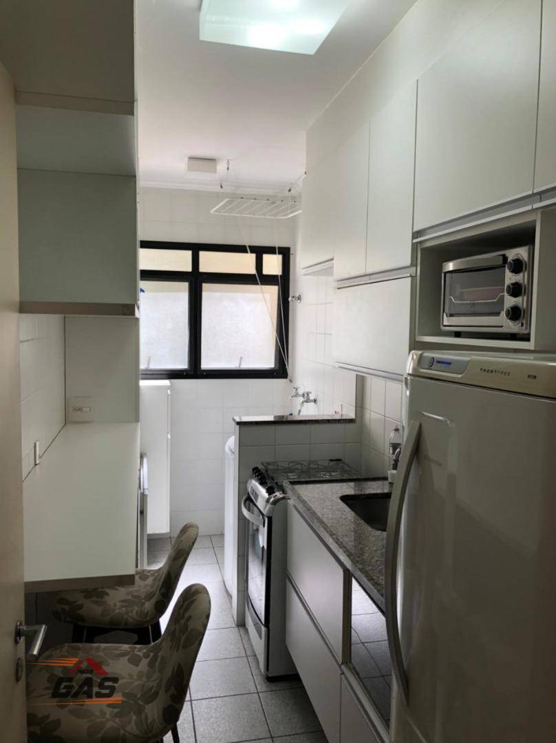 Apartamento para alugar com 2 quartos, 52m² - Foto 12