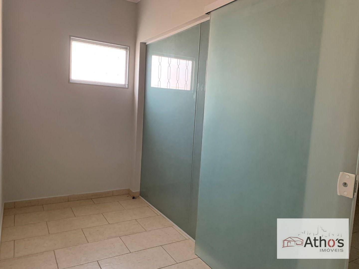 Sobrado à venda com 2 quartos, 212m² - Foto 4