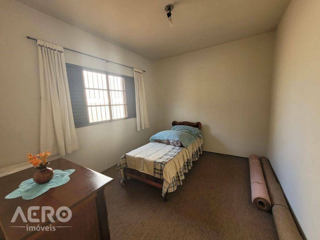 Casa à venda com 3 quartos, 184m² - Foto 41