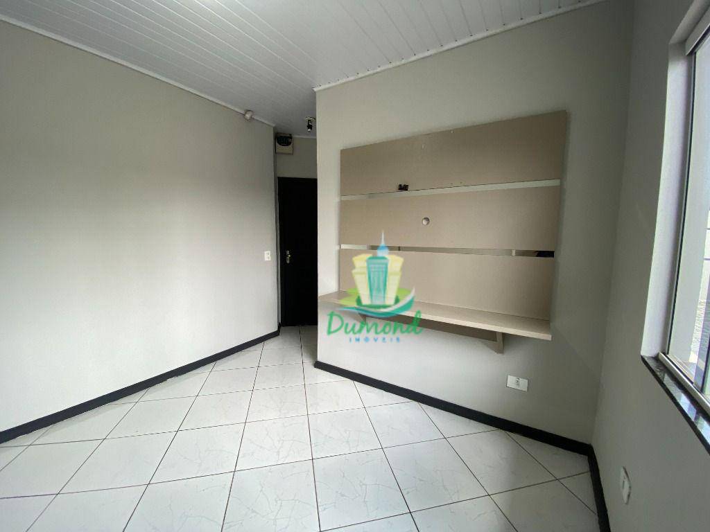 Casa para alugar com 3 quartos, 75m² - Foto 19