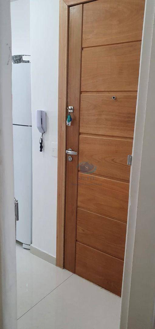 Apartamento à venda com 2 quartos, 70m² - Foto 10