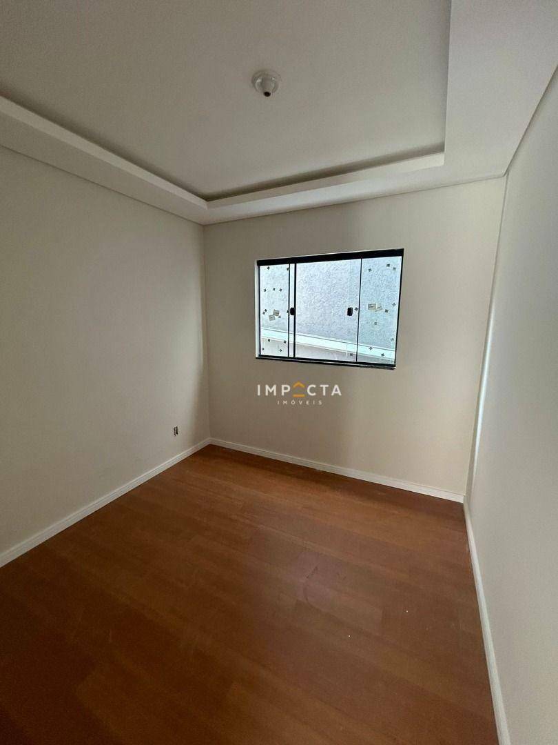 Casa à venda com 3 quartos, 300m² - Foto 11