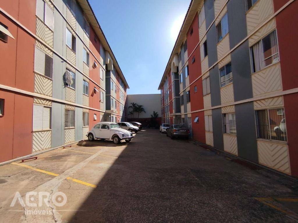 Apartamento para alugar com 1 quarto, 49m² - Foto 12