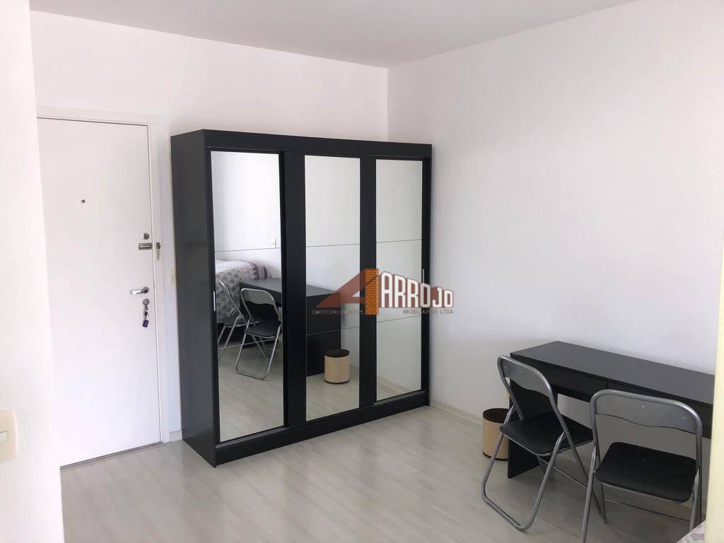 Apartamento para alugar com 1 quarto, 37m² - Foto 6