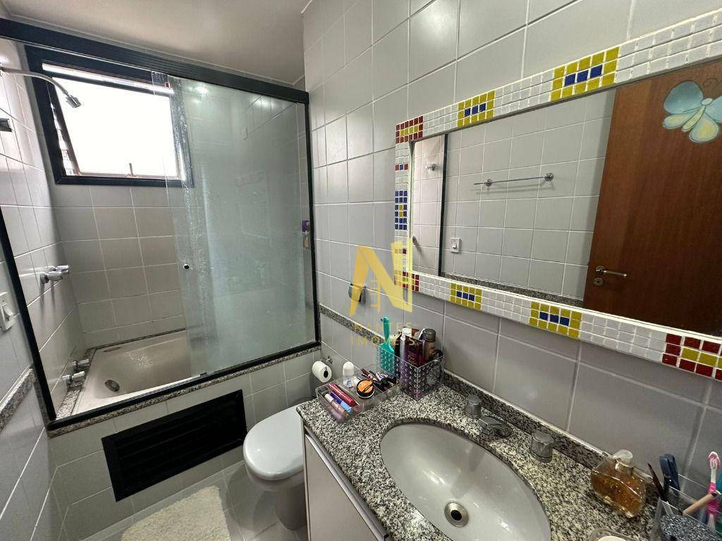 Apartamento à venda com 3 quartos, 123m² - Foto 17