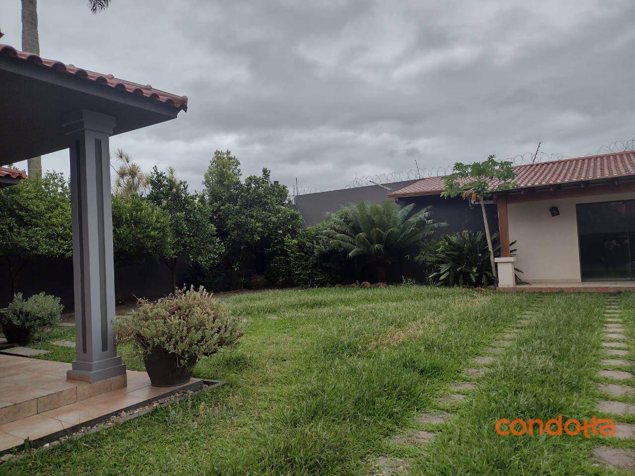 Casa para alugar com 3 quartos, 200m² - Foto 10
