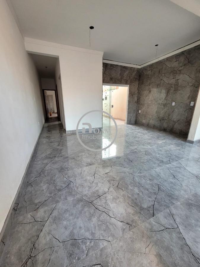 Casa à venda com 2 quartos, 69m² - Foto 2