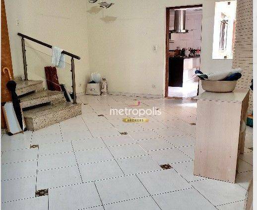 Sobrado à venda e aluguel com 4 quartos, 250m² - Foto 3