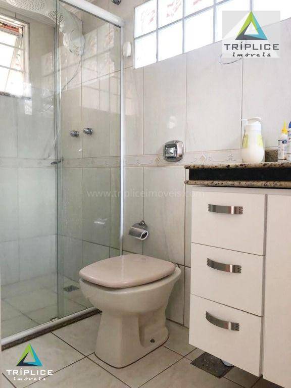 Casa à venda com 3 quartos, 172m² - Foto 10