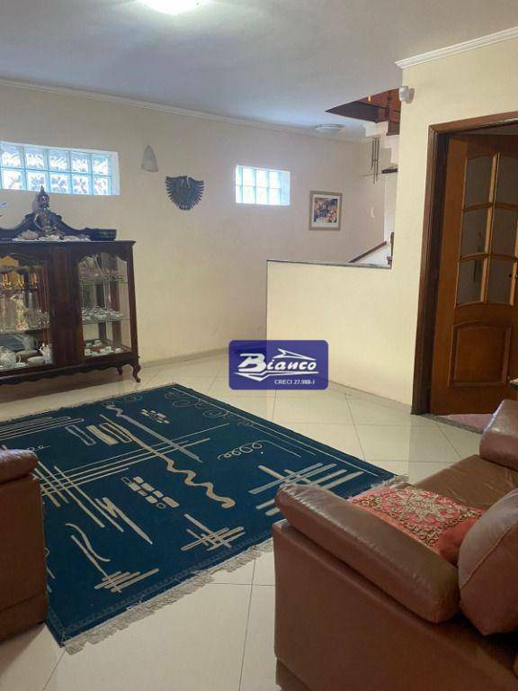 Sobrado à venda com 3 quartos, 262m² - Foto 29