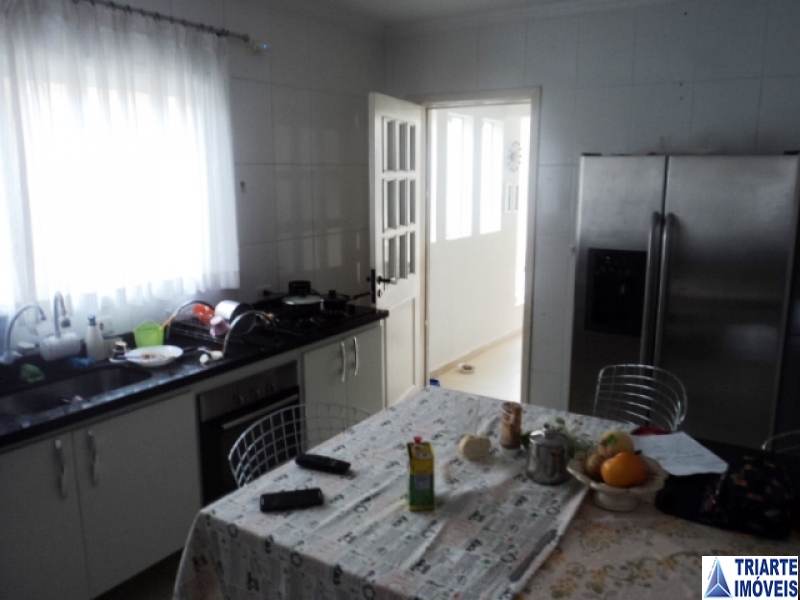 Sobrado à venda com 3 quartos, 200m² - Foto 12