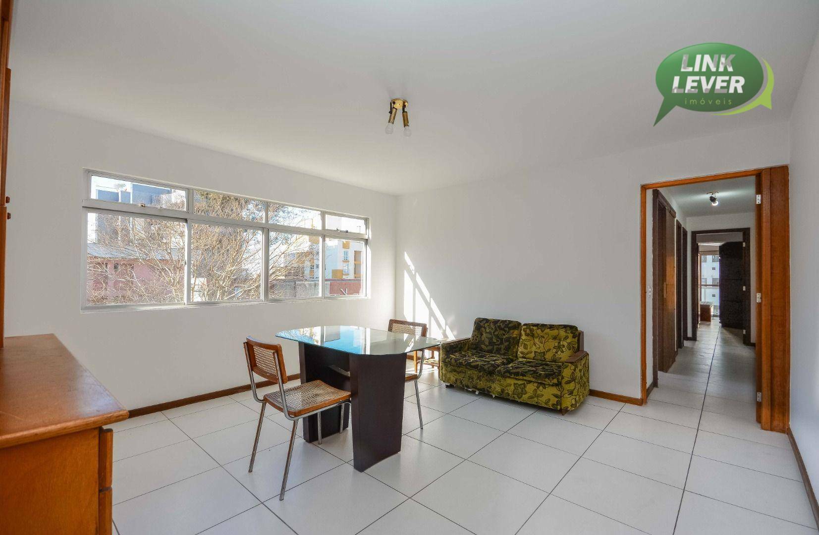 Apartamento à venda com 2 quartos, 66m² - Foto 4