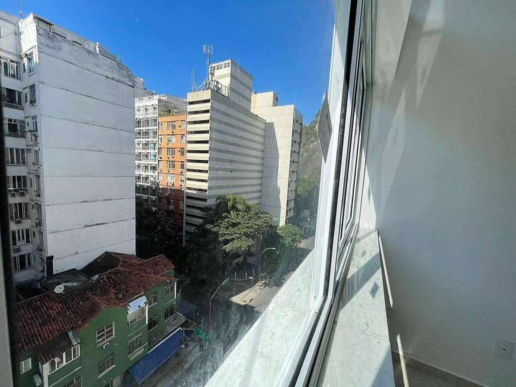 Apartamento à venda com 2 quartos, 78m² - Foto 1