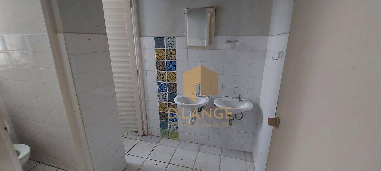 Casa para alugar com 6 quartos, 180m² - Foto 10