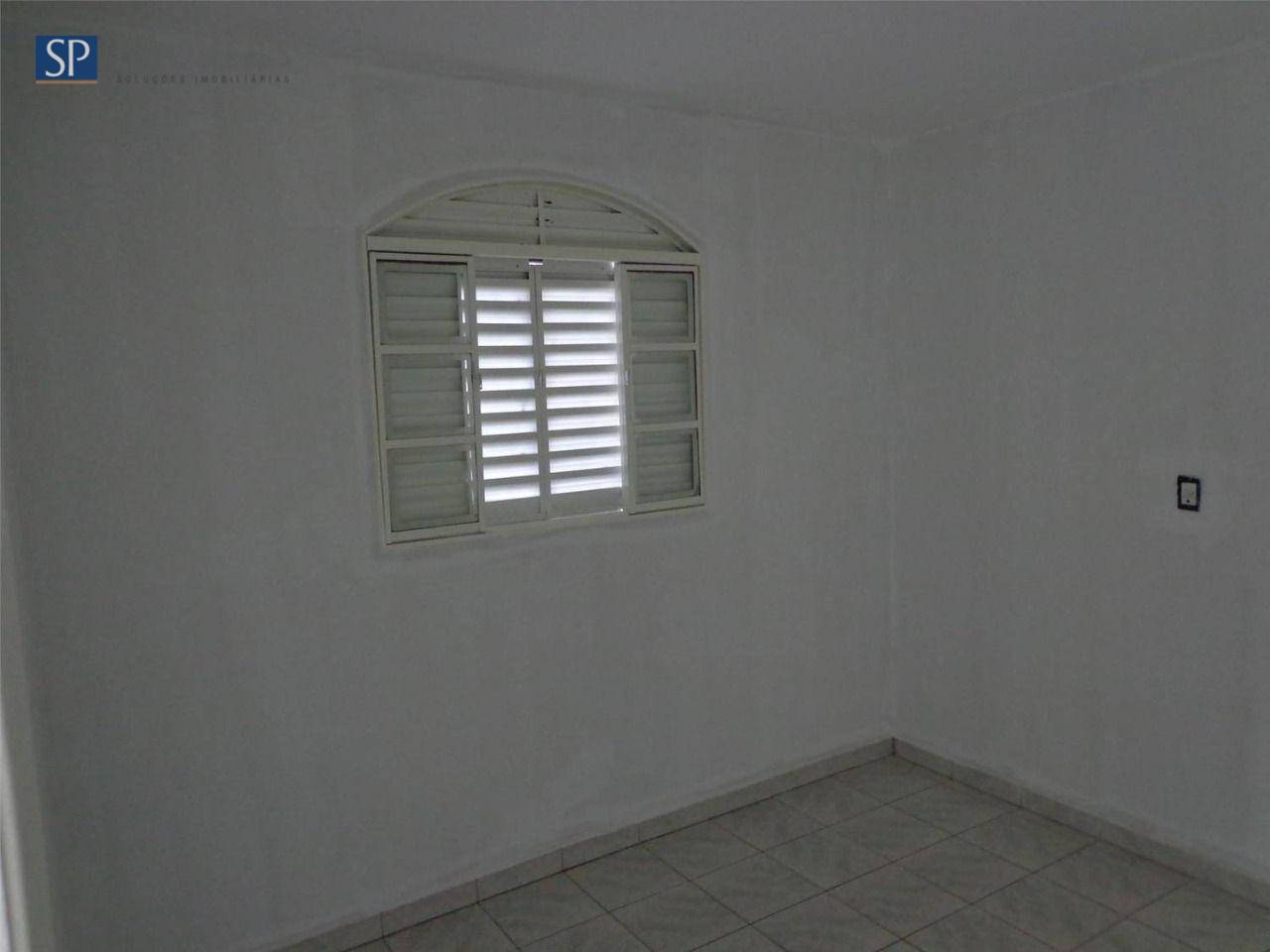 Casa à venda com 4 quartos, 150m² - Foto 9