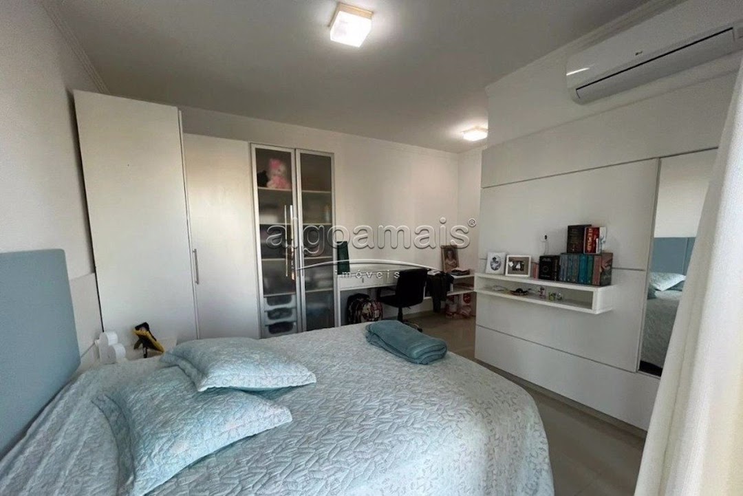 Casa de Condomínio à venda com 4 quartos, 350m² - Foto 15