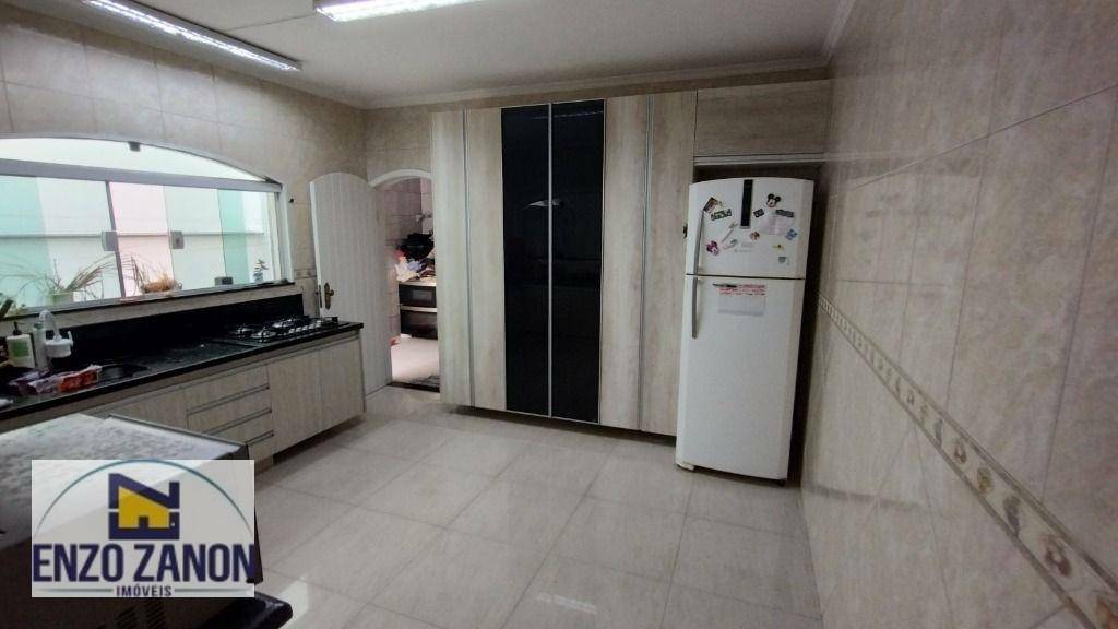 Sobrado à venda com 3 quartos, 285m² - Foto 7