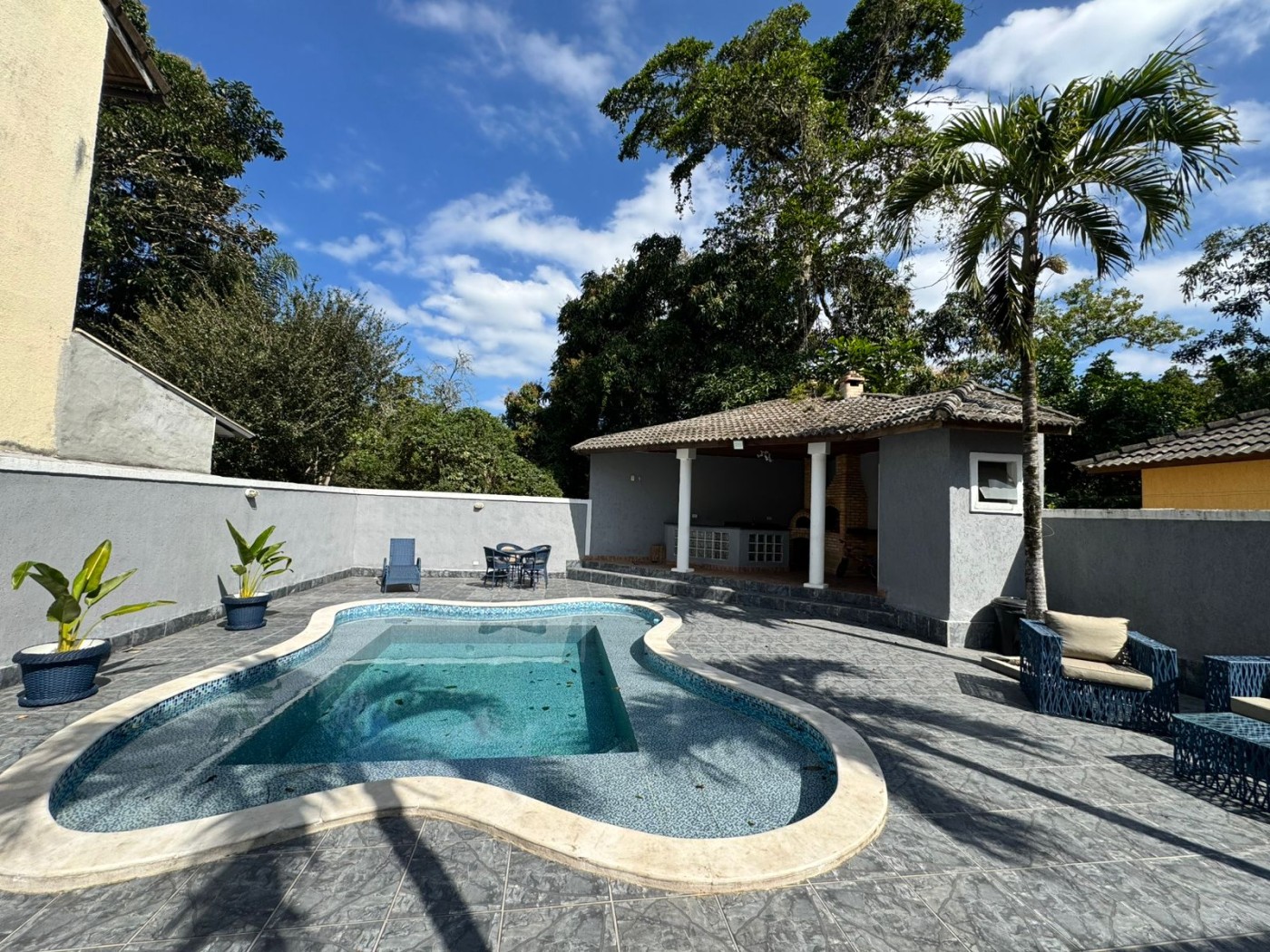 Casa de Condomínio à venda com 3 quartos, 344m² - Foto 4