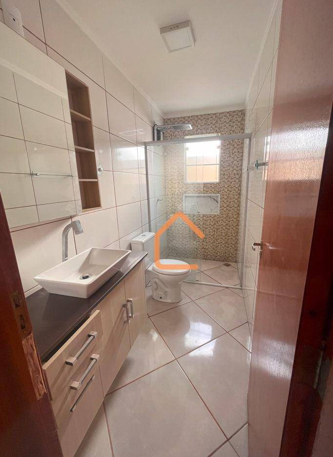 Apartamento à venda com 2 quartos, 68m² - Foto 4