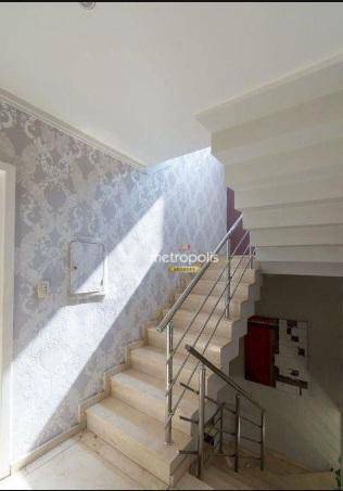 Sobrado para alugar com 4 quartos, 427m² - Foto 13