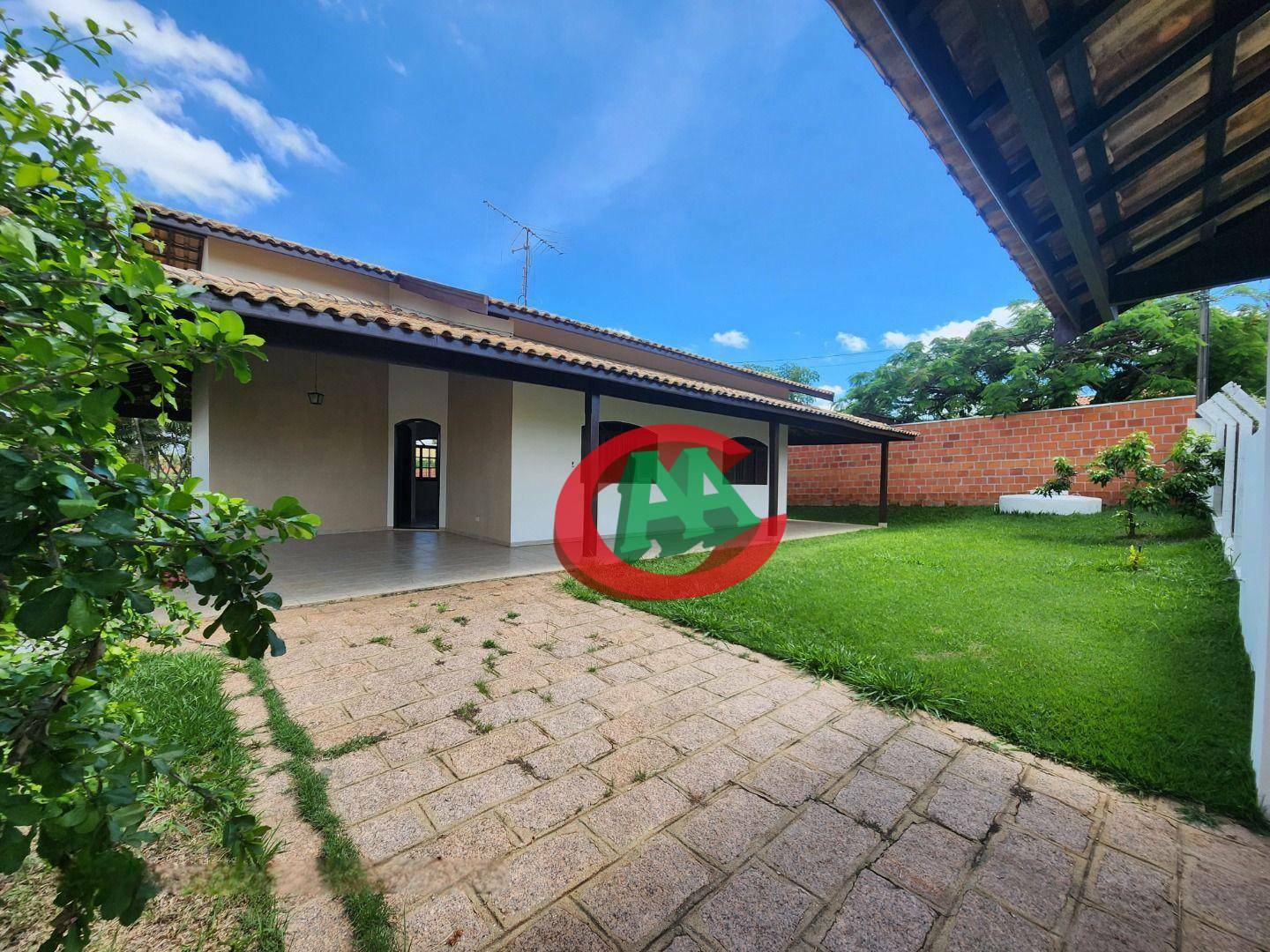 Casa de Condomínio à venda com 2 quartos, 200m² - Foto 2