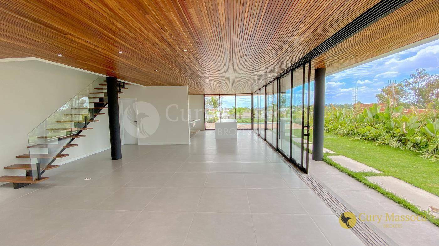 Casa de Condomínio à venda com 4 quartos, 330m² - Foto 17