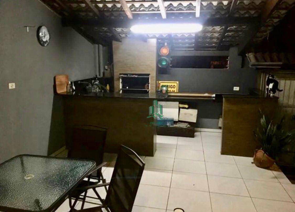 Casa à venda com 3 quartos, 160m² - Foto 17