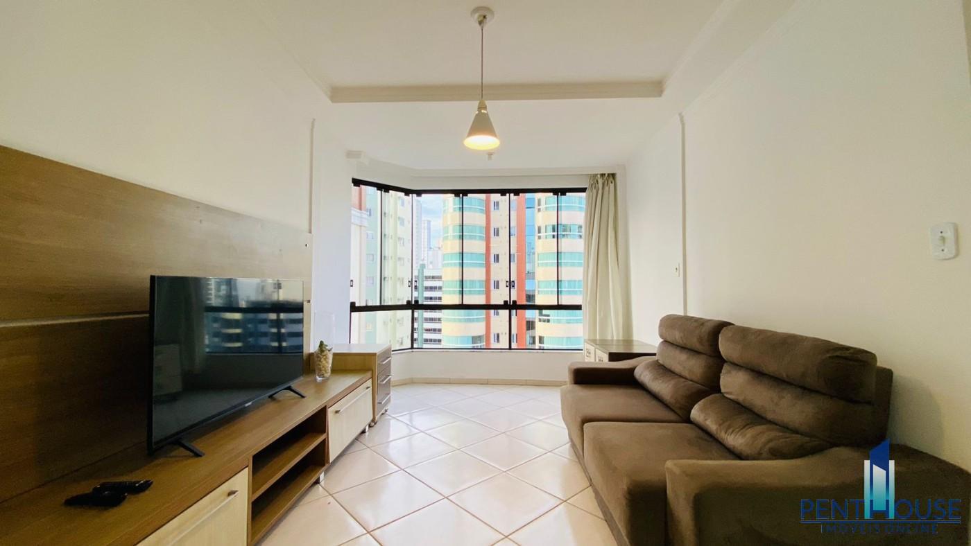 Apartamento para alugar com 2 quartos, 75m² - Foto 2