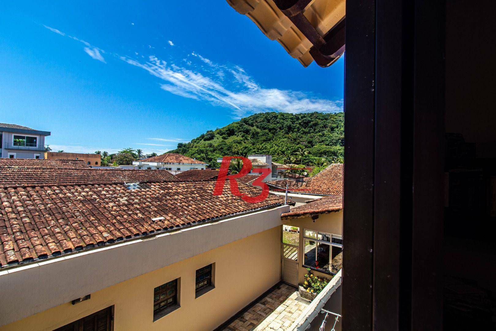 Casa à venda com 4 quartos, 300m² - Foto 42