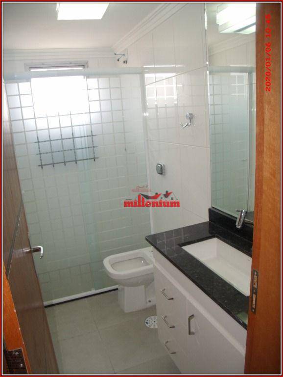 Apartamento à venda com 2 quartos, 56m² - Foto 11