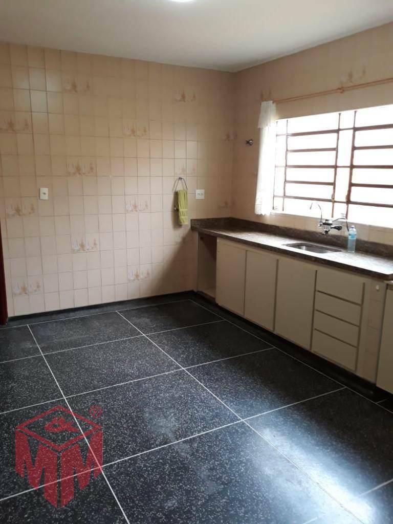 Casa à venda e aluguel com 2 quartos, 150m² - Foto 5