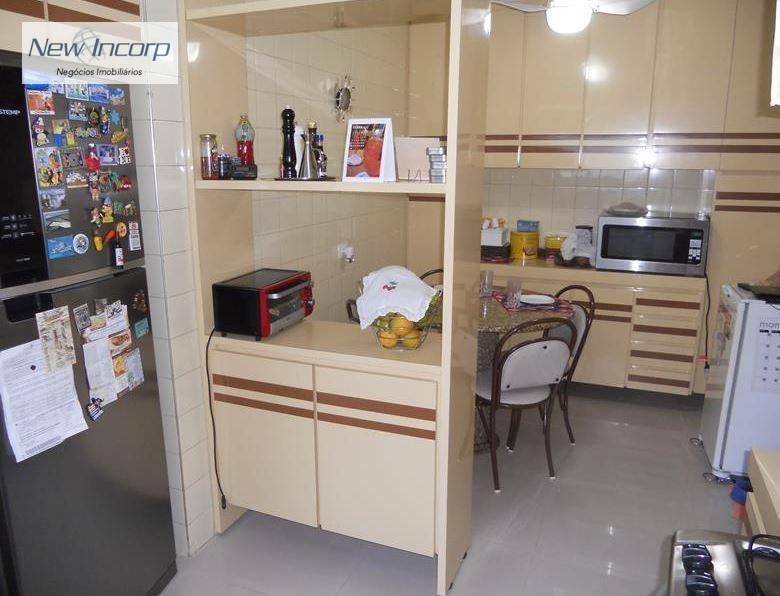 Apartamento à venda com 4 quartos, 176m² - Foto 13