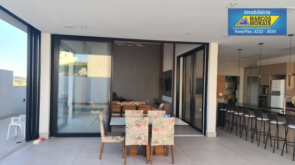 Casa de Condomínio à venda com 3 quartos, 400m² - Foto 6