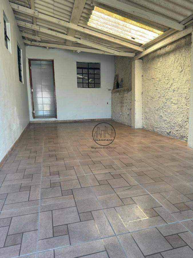 Casa à venda com 2 quartos, 62m² - Foto 4