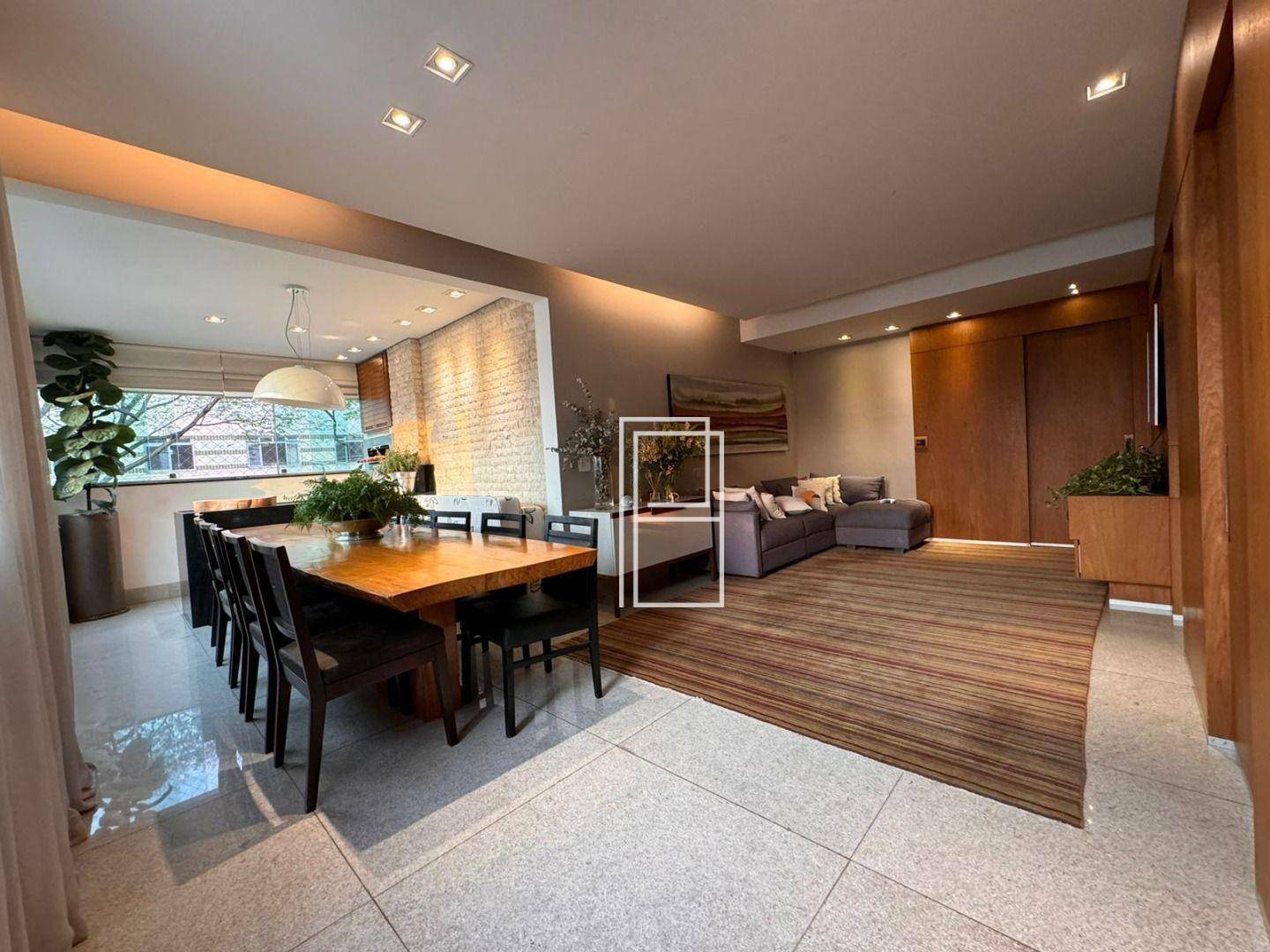 Apartamento à venda com 4 quartos, 115m² - Foto 1