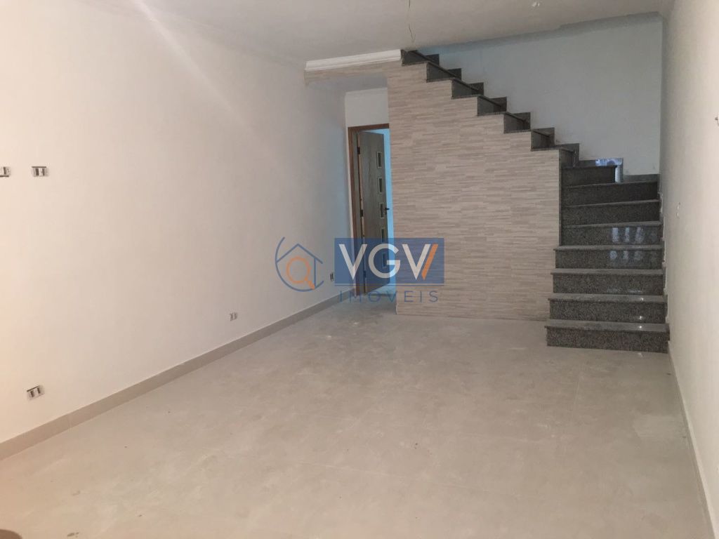 Casa à venda com 3 quartos, 100m² - Foto 3