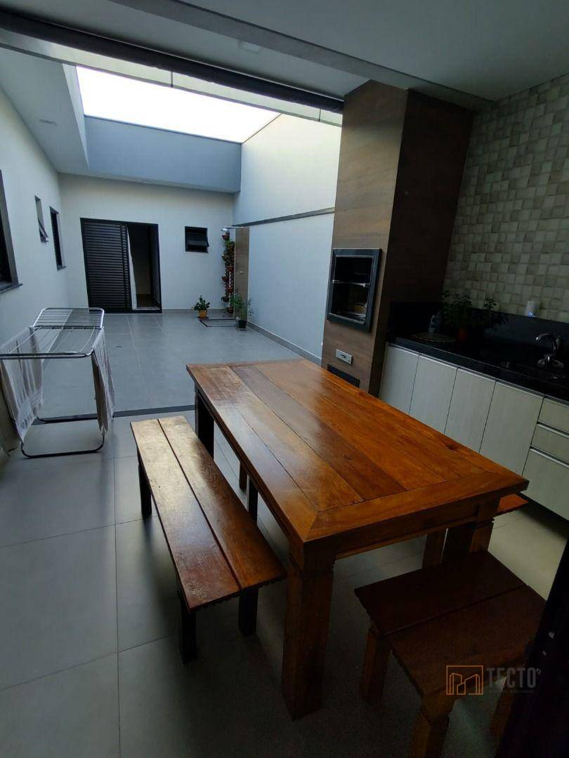 Casa de Condomínio à venda com 3 quartos, 140m² - Foto 3