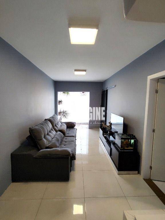 Apartamento à venda com 3 quartos, 120m² - Foto 2